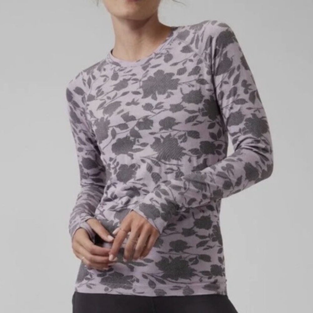 Athleta Momentum Top Wandering Floral Shasta SeamlessThumbholes Hem XSmall**